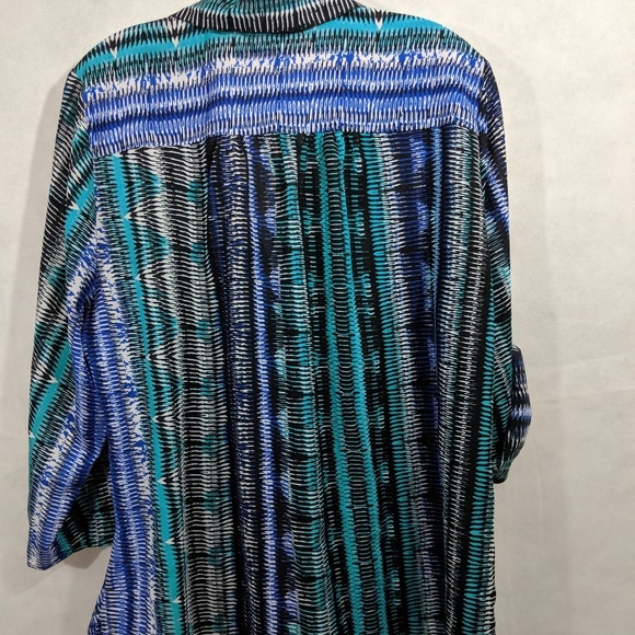 Halo Striped Crossover Blouse - Picture 2 of 8